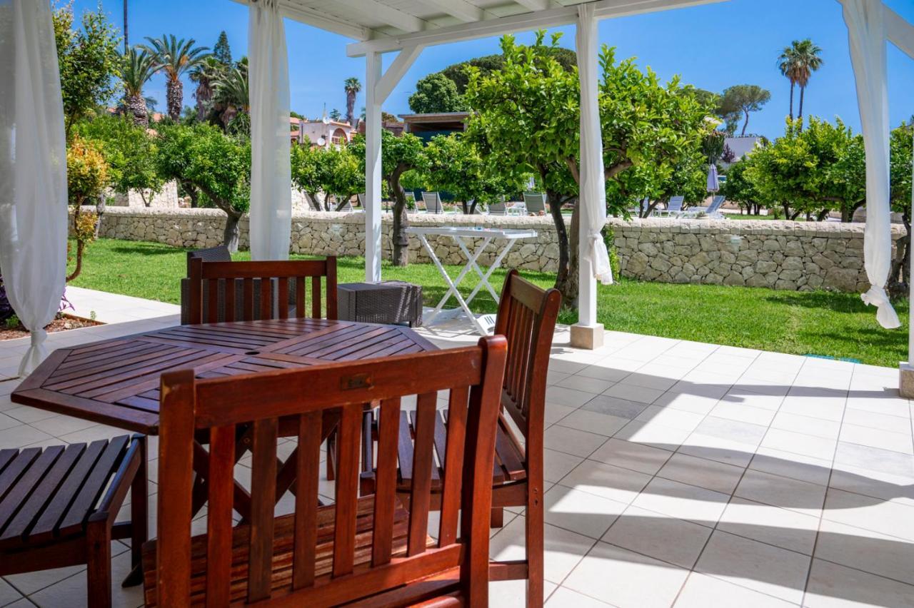 Villa Venera Fontane Bianche Exterior foto